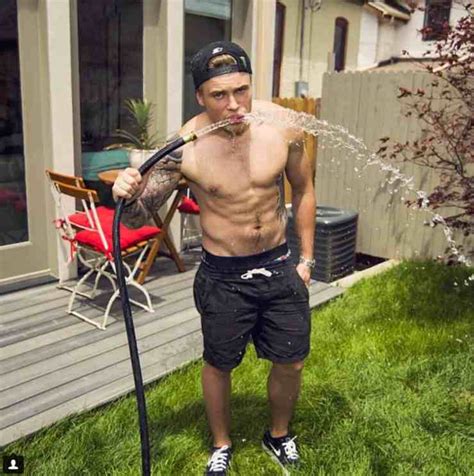 Gus Kenworthy Talks Sex Shirtlessness Sochi And When He Knew He Was Gay Towleroad