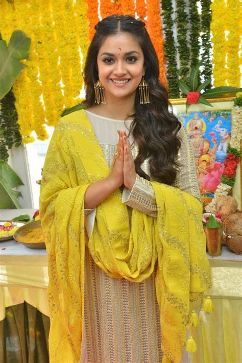 Pin By Harsha K On Keerthy Suresh Indian Actresses South Indian