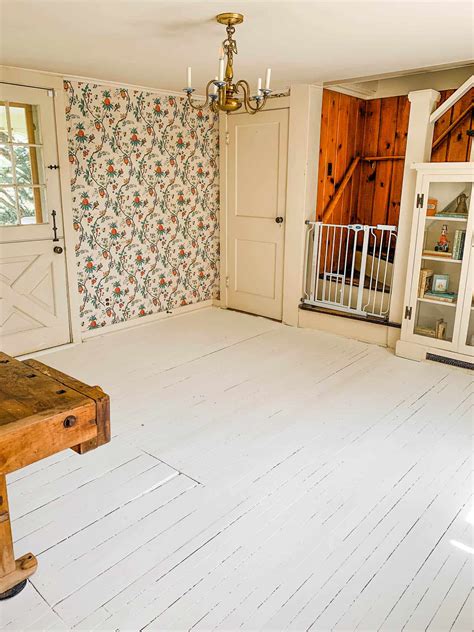 Can You Paint Wood Floor White Again