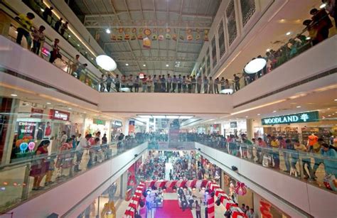 8 Shopping Malls In Ahmedabad Timing Nearest Metro Station