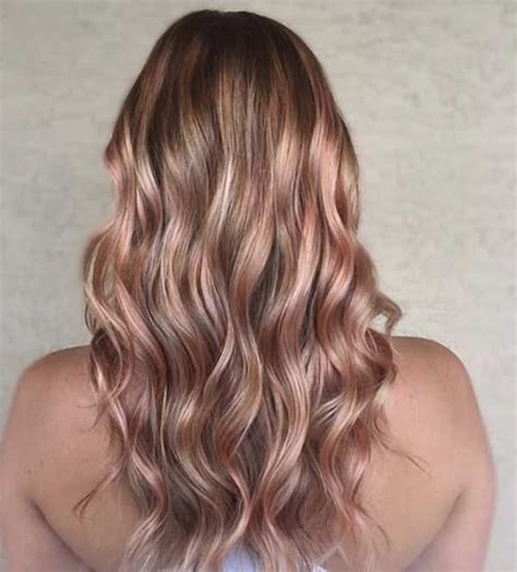 40 Gorgeous Rose Gold Hairstyle Ideas Nicestyles In 2020 Rose Gold