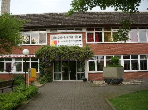 The goal of the educational division of the seminar center is to give young people the possibility to expand their knowledge and competence in a wide range of different fields. Bericht Oer-Erkenschwick