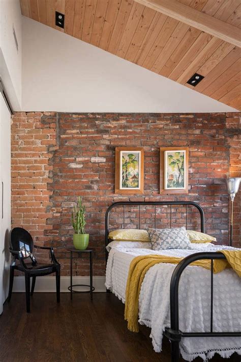 7 Rustic Wall Decor Ideas For The Bedroom That Enhance The Romantic