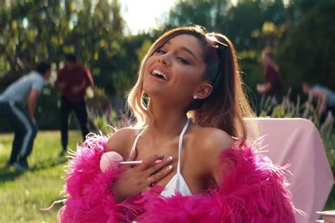Ariana Grandes Thank U Next Is Youtubes Biggest Music Video Debut Ever
