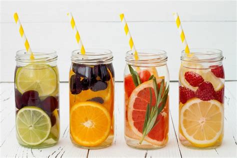 25 Delicious Detox Water Recipes That Will Help You Lose Weight