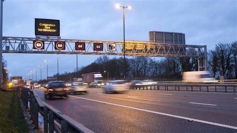M4 Smart Motorway Overnight Closure Warning At Theale Bbc News