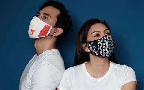 Masker keren untuk pengedara motor,masker keren murah,masker keren anime,masker motor keren ,masker mulut keren,masker keren bagus,masker keren unik,masker keren paling bagus. Sambut New Normal, Darius-Donna Pamer Masker Keren ...