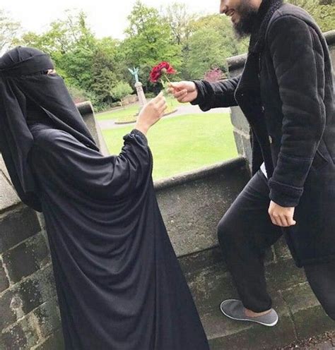 Pin By Sara On Niqab Cute Muslim Couples Muslim Couples Couples