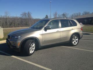 Watch the 2001 bmw x5 3.0i drive past, and you'd be hard pressed to tell it from its 4.4i sibling. Cars & Trucks - BMW Web Museum