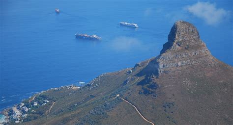 Adventure Travel The Sojourner Table Mountain And Jaws Cape Town To