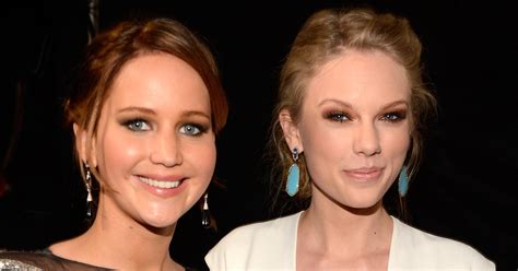 Heres What Jennifer Lawrence And Taylor Swift Text Each Other Hint