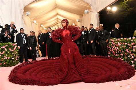 2019 Met Gala Photos And Updates With Harry Styles Lady Gaga And Kim Kardashian West The New