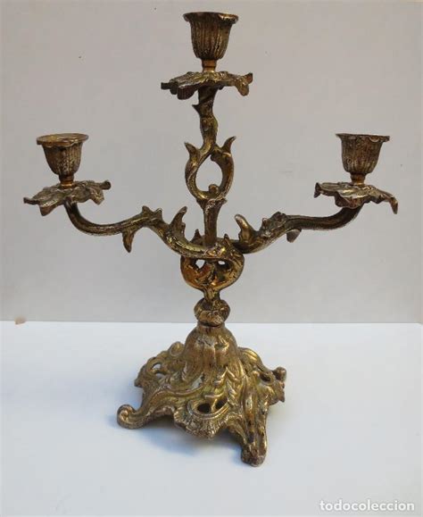 Antiguo Candelabro De Tres Brazos En Bronce Vendido En Subasta