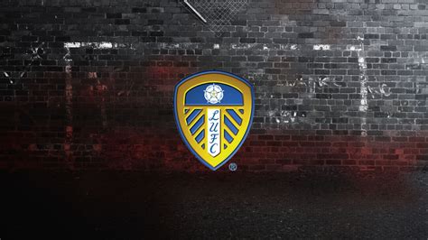 It shows all personal information about the players, including age, nationality, contract duration and current market. Leeds United at home - Information for supporters (13/8/2019)