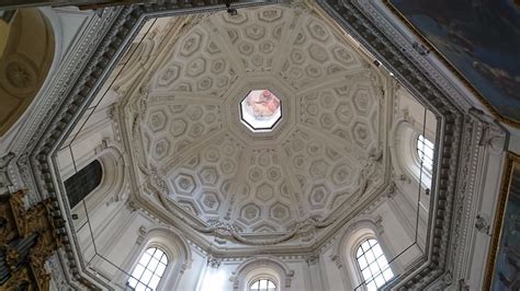 Santa Maria Della Pace Rome The Shallow Dome Has Eight Wide Rays Each