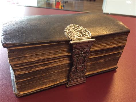 Beautiful State Bible With Old And New Testament Silver Lock 1865