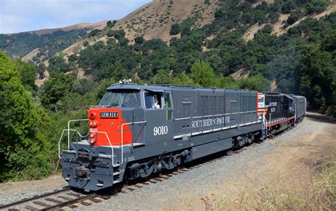 Pacific Locomotive Association debuts restored Southern Pacific KM ...
