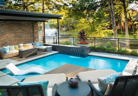 14 Backyard Swimming Pool Design For Cozy Relaxing Place