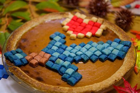 The minecraft crafting guide shows how to craft pumpkin pie from 1 × carved pumpkin, 1 × sugar and 1 × egg. Minecraft Themed Pumpkin Pie | Pumpkin pie