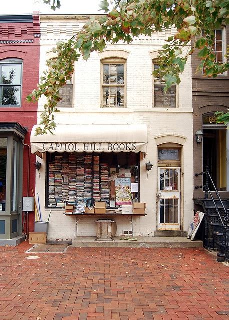 18 Of The Coziest Bookstores Youve Ever Seen Bookstore Library