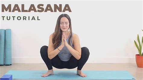 Yoga Tutorial How To Do A Malasana Yogi Squat Youtube