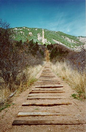Hiking The Incline In Manitou Springs Colorado Its 1 Mile Up And Gains 2000 Feet In Vertic