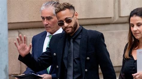 Brazils Neymar No Longer Facing Prison Prosecutors Drop All Fraud And
