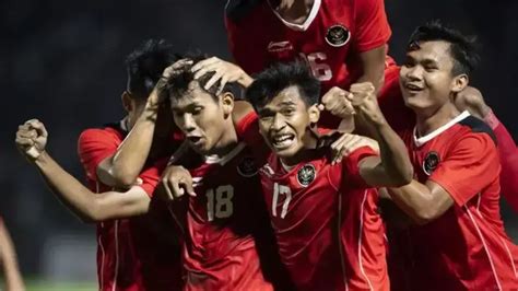 Akhiri Penantian 32 Tahun Timnas Sepak Bola Indonesia Raih Medali Emas Sea Games 2023 Narasi Tv