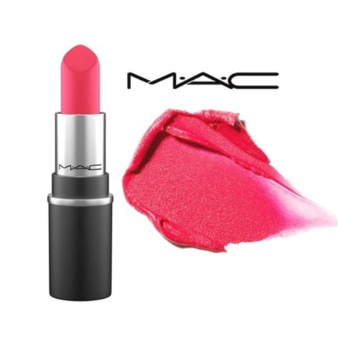 Mac Cosmetics Makeup Mac Retro Matte Lipstick Relentlessly Red
