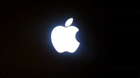 Macbook Pro Apple Logo Color Hack Youtube