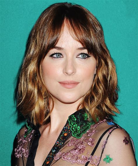 20 Ideas of Short Bob Hairstyles with Feathered Layers