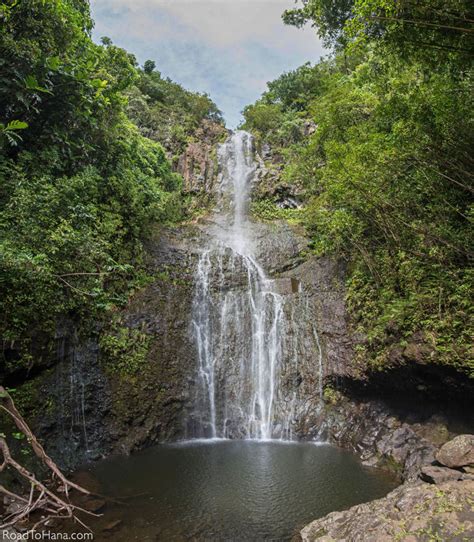 Hana Hawaii Waterfalls Waterfall In A Forest Waikamoi Falls Hana Maui