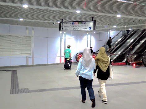 It serves as one of the stations on klang valley mass rapid transit (kvmrt). Muzium Negara MRT Station, MRT station next to the ...