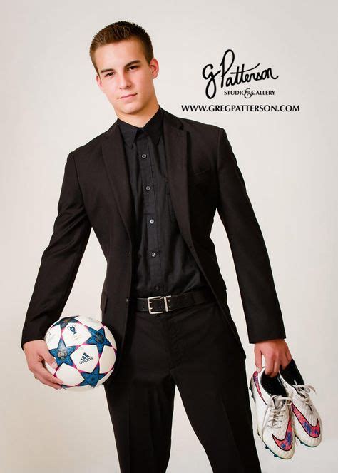 New Photography Poses Seniors Boys Soccer Ball Ideas Soccer Senior