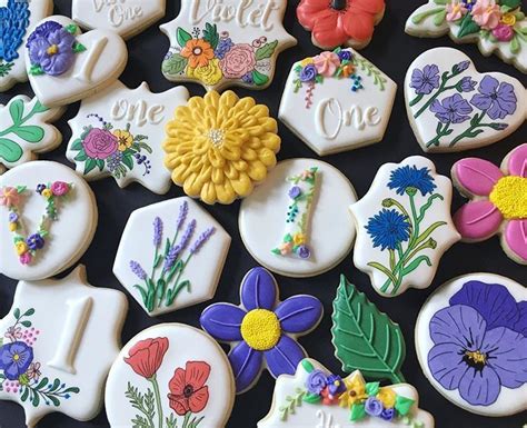 A Garden Of Wildflowers For A Little Violet 💐🌿 🌱🌼these Cookies Are