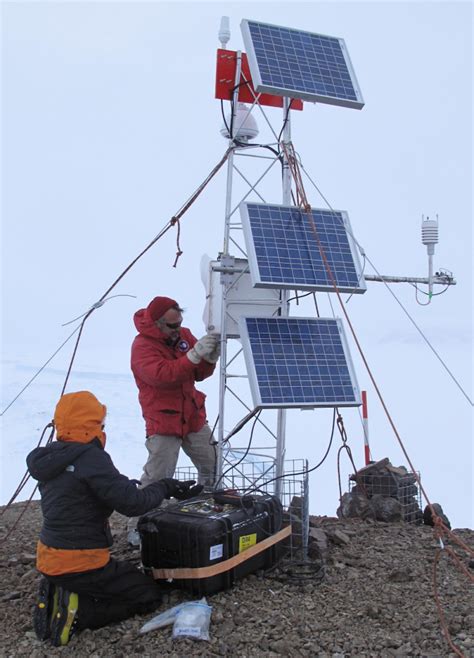 Nsidc Researchers To Test New Antarctic Weather Station On Frozen