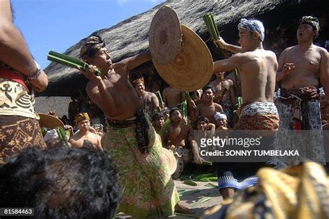 Perang Pandan Photos And Premium High Res Pictures Getty Images