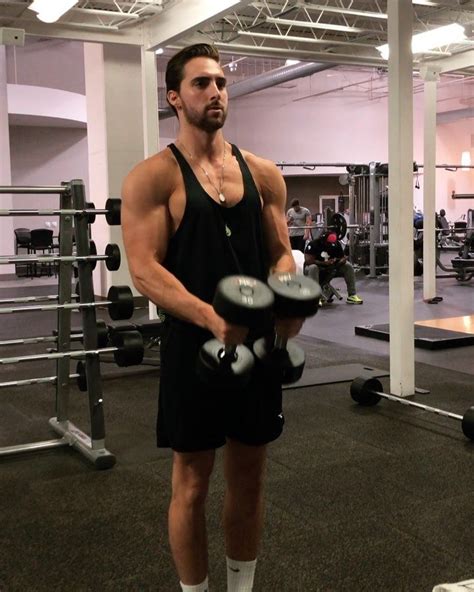 Eddie L Fitness Trainer On Instagram 3 Bicep Movements For Arm Gainz