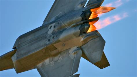 Military Lockheed Martin F 22 Raptor 4k Ultra Hd Wallpaper