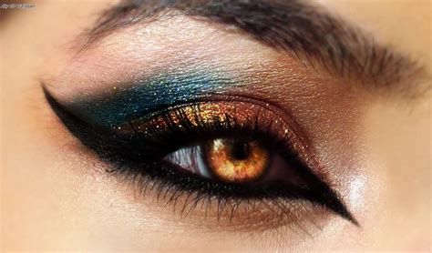 20 Creative Eye Makeup Looks And Design Ideas