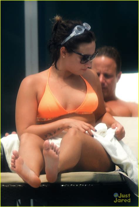 Demi Lovato Displays Her Fabulous Bikini Body In Miami Photo 718640 Photo Gallery Just