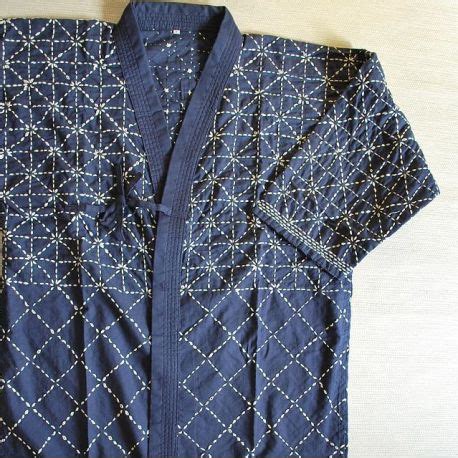 How to fold hakama and kendo gi (keikogi)? Keikogi-Kimono Kendo Iaido Musashi zashi