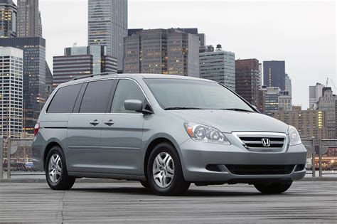 Honda Recalls Odyssey, Acura RL because of Shared Supplier
