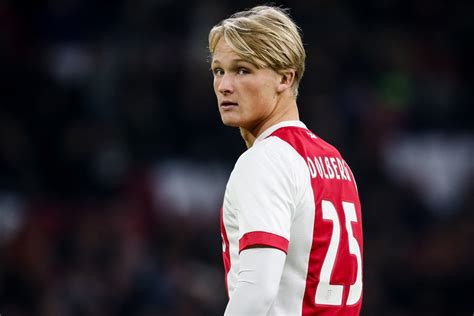 Kasper dolberg | каспер дольберг запись закреплена. Ten Hag heeft Dolberg terug | Nederlands voetbal | AD.nl