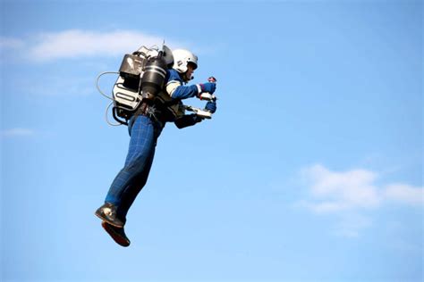 The Worlds Only Jetpack Makes A Picturesque Debut Manufacturing