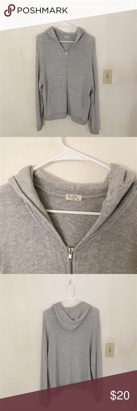 This comfortable hoodie would create the perfect loungewear look. Brandy Melville soft zip up hoodie Slightly oversized ...