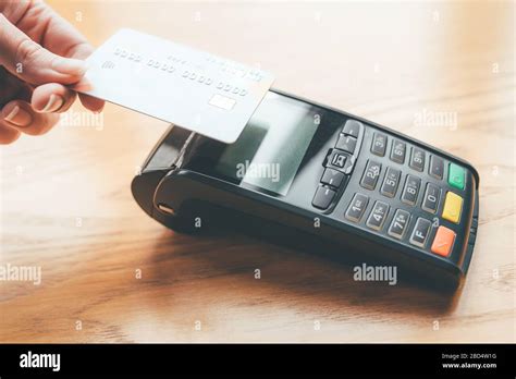 Contactless Qr Technology Hi Res Stock Photography And Images Alamy