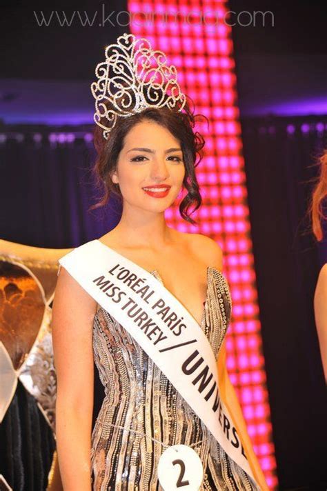 176 cm (5′ 9¼) eye color: Melisa Aslı Pamuk | Melisa Asli Pamuk | Pinterest