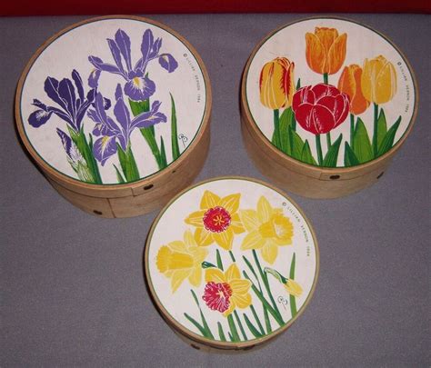 Lillian Vernon Nesting Boxes 1984 Round Wooden Stacking Set Of 3 Floral