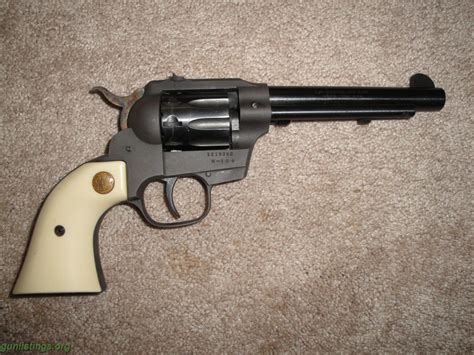 Pistols High Standard 9 Shot 22 Revolver